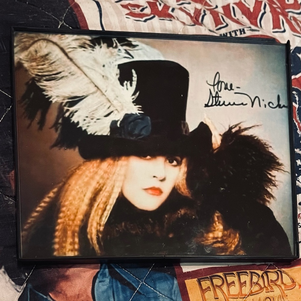 STEVIE NICKS AUTOGRAPHED 8X10 Framed Photo